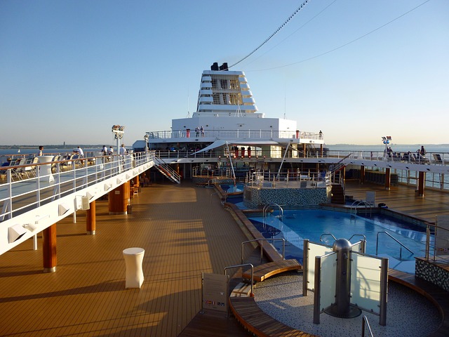 cruise-ship-deck